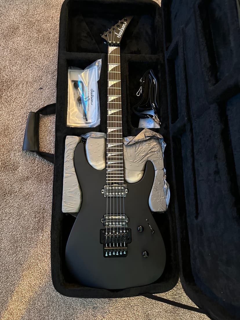 American Series Soloist SL2 DX